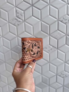 Handmade Genuine Leather Men's <b>Wallet</b> Hand Tool Leather RFID Blocking Cash & <b>Card</b> <b>Holder</b> <b>Wallet</b> Brown Short Length Daily Use - Product Image 2