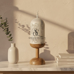 Elegante quemador de incienso con cúpula de metal perforado y adorno de media luna sobre un soporte de madera, para decoración de lujo en el hogar y para el Ramadán. - Product Image 1