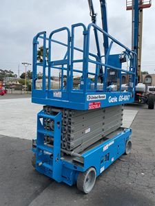 รถยกกรรไกรไฟฟ้า Genie GS-4047 รุ่นใหม่ ขายดี แพลตฟอร์มยกสูง 10 เมตร รับน้ำหนัก 1000 กก. ได้รับการรับรองมาตรฐาน CE ราคาพิเศษ - Product Image 5