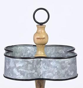 Elegante bandeja de servir galvanizada diseñada para experiencias gastronómicas modernas, ideal para servir el desayuno en la cama o en mesas de comedor. - Product Image 5