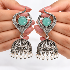 Pendientes de Plata Antigua Clásicos al por Mayor para Mujer, Estilo Bohemio, con Circonitas y Perlas de Imitación, Jhumka de Bollywood para Boda - Product Image 3