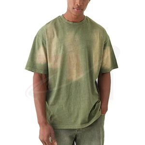 Camiseta Oversize para Hombre con Lavado Ácido, de Algodón Suave, Colección de Ropa Casual Urbana Premium, Camiseta Pesada para Hombre con Lavado Ácido - Product Image 4