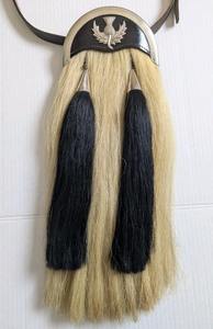 Espadaña de Caballo para Bomberos - Espadañas Maltesas - Espadañas Irlandesas de Cuero y Crin de Caballo Blanca - Product Image 6