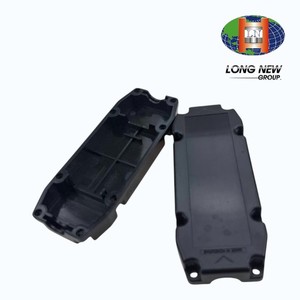 แม่พิมพ์พลาสติก PP พร้อมรางวิ่งเย็นแบบหลายช่องสำหรับชิ้นส่วนไฟ LED - Product Image 1