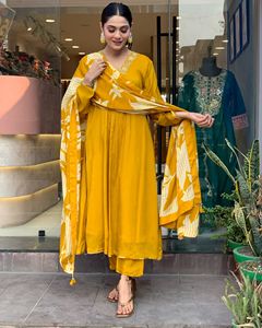 Latest Women's Mustard Chinon Silk Embroidery Kurti with Viscose Chanderi <b>Pant</b> With Chinon <b>Lineing</b> Dupatta Sets - Product Image 4