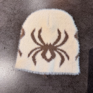 Bonnet en acrylique personnalisé, nouveau design, respirant et imperméable, jacquard doux, unisexe, pour adulte, idéal pour l'hiver, le meilleur de nos ventes quotidiennes - Product Image 2