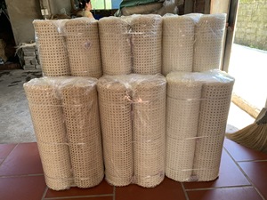 Rollo de Mimbre de 45cm de Ancho, Tejido Hexagonal Tradicional, Malla de Caña con 32 ÁNGULOS - Product Image 2