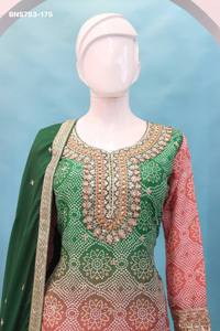 ชุดชาราร่าพร้อมผ้าคลุมไหล่ ดีไซน์เนอร์คุณภาพพรีเมียม ผ้าชีนอนเนื้อหนา ปักดิ้นและเลื่อม พร้อมบริการสั่งซื้อออนไลน์จากอินเดีย - Product Image 3