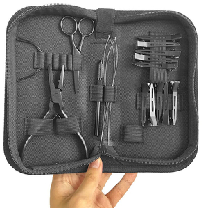 Kit de herramientas para extensiones de cabello con cinta de titanio Rainbow, pinzas profesionales de cierre plano, peine de cola de rata y clips de seccionamiento. - Product Image 1