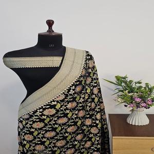 Chiffon Georgette Banarasi Khaddi 100% Puro de Primera Calidad, Tejido Artesanal Tradicional, Protección Solar, Secado Rápido, Para Todas las Estaciones - Product Image 1