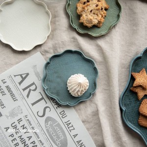 Classic <b>Ceramic</b> <b>Plate</b> for Kitchen and Dining Use Elegant <b>Ceramic</b> <b>Plate</b> for Dining Table Presentation Restaurants and Home Use - Product Image 3