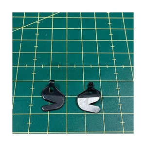 Couteau à chaîne en acier B1528-804-000, composant de machine à coudre industrielle avec garantie de 1,5 an, fabriqué à Taïwan - Product Image 1