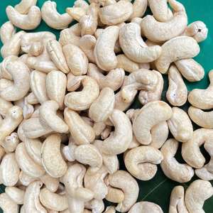 Noix de cajou brutes en vrac à bas prix, prêtes à être expédiées, faible MOQ, haute qualité du Vietnam, Santigo - Product Image 1