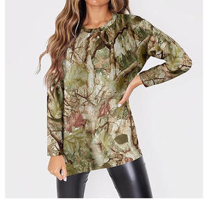 Sudadera con Estampado de Camuflaje y Hojas de Arce, Mangas Largas, Bolsillo, Impresión de Logotipo Personalizado por Sublimación - Product Image 5