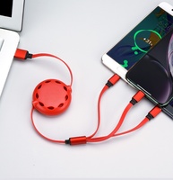 Coffret Cadeau Cheval 2026 – Boîte Cadeau d'Affaires Rouge à Ouverture Facile avec Câble de Données – Ensemble Deux Pièces Connecteurs Lightning/Micro USB/Type-C – Charge Rapide