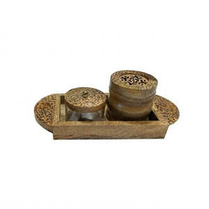 Ensemble brûle-encens en bois sculpté sur plateau décoratif avec un pot à couvercle en treillis et un récipient de rangement en acrylique pour l'aromathérapie - Product Image 2