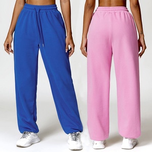 Wholesale Custom Solid Color Sweatpants Fitted French Terry <b>Stacked</b> Fleece Trousers Women's Sweatpants Women <b>Jogger</b> Pants - Product Image 1