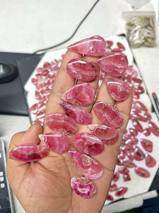 Cabujón de calcita de cobalto Rosa natural, piedras preciosas sueltas, forma de mezcla de alta calidad, piedras preciosas sueltas de todos los tamaños, piedra para hacer al por mayor - Product Image 4