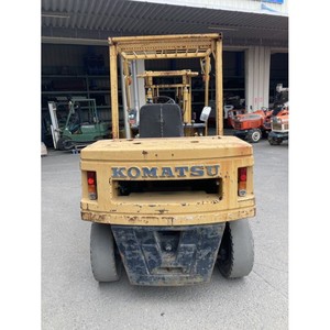 Véhicules d'occasion Komatsu pour la manutention de matériaux spéciaux - Product Image 6