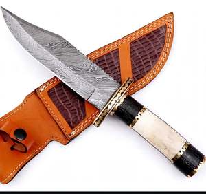 Herramienta multiusos de acero damasco con patrón retorcido hecho a mano, punta de cuchillo y mango de cuerno segmentado. - Product Image 4