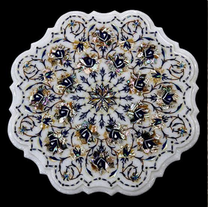 Plateau octogonal en marbre noir présentant un motif étoilé de vigne blanche et des incrustations florales délicates, à prix de gros. - Product Image 5
