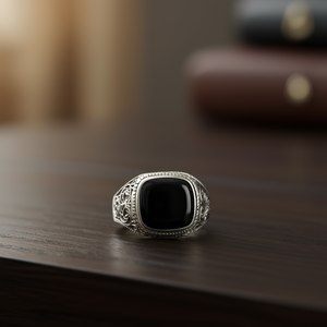 แหวนผู้ชายแบล็คออนิกซ์ น้ำหนัก 5.7 กรัม - Product Image 3