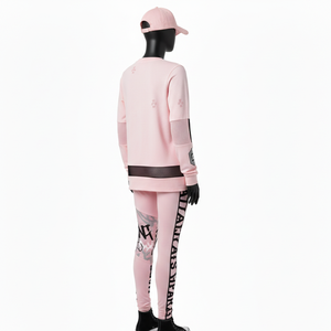 Ensemble haut et legging de sport premium pour femme, 240 GSM, coton polyester rose, toucher lisse, empiècements en mesh, logo imprimé, ensembles pour femmes - Product Image 5