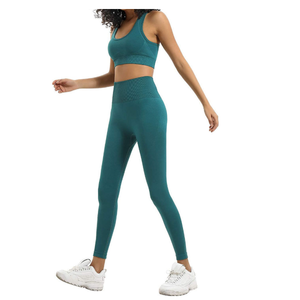 Ensemble soutien-gorge de sport et legging ajustables personnalisés pour femme, respirant, avec logo frontal, idéal pour l'entraînement et le yoga – Vêtements de sport pour la gym – Meilleures ventes - Product Image 6