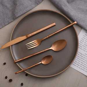 Accessoires de cuisine de luxe, ensemble de cuillères à salade en métal doré, fourchette, cuillère, ustensiles élégants, vaisselle pour servir, ensemble de couverts - Product Image 5