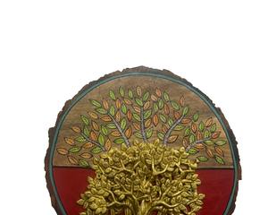 Artisanat Nirmala : Sculpture en résine et laiton sur cadre en bois, faite à la main pour la décoration intérieure, technique de moulage, Rajasthan - Product Image 1