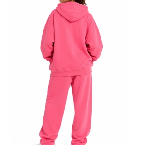 Ensemble de survêtement à capuche pour femme – Collection confortable et élégante pour le quotidien, avec fermeture éclair, idéal pour l'hiver - Product Image 2