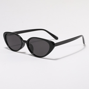 Gafas de Sol Retro de Alta Calidad TR90, Gafas de Moda con Protección UV400 y Diseño Ojo de Gato para Mujer 2025 - Product Image 1