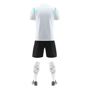 ชุดเสื้อฟุตบอลสีขาวสำหรับผู้ชาย พร้อมกางเกงขาสั้นสีดำและถุงเท้า ชุดยูนิฟอร์มโพลีเอสเตอร์แขนสั้นคอวี ระบายเหงื่อได้ดี - Product Image 3