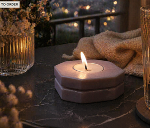 Porte-bougie en marbre rose, décoration minimaliste pour bougie, élégant accent de table, éclairage d'ambiance chaleureux - Product Image 4