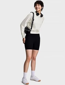 Sweat-shirt en tricot crème pour femme, col rond, manches longues, couleur unie, style décontracté, respirant, coupe régulière, style automne - Product Image 3