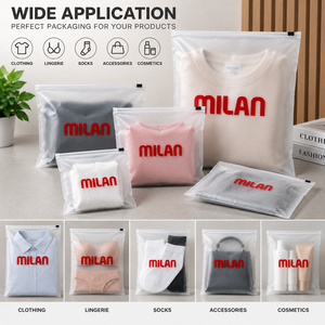 Sac à fermeture éclair givré personnalisé, pochette de rangement transparente en EVA avec impression de logo, sac d'emballage réutilisable et imperméable pour vêtements - Product Image 6