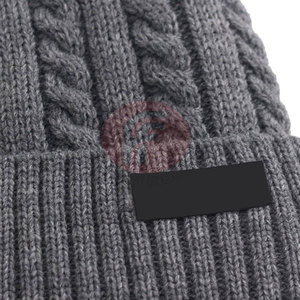 Gorro de Lana 100% Resistente para Clima Frío, Tejido Grueso, Diseño Dibujado a Mano, Ajuste Cómodo para Deportes de Invierno y Viajes - Product Image 5