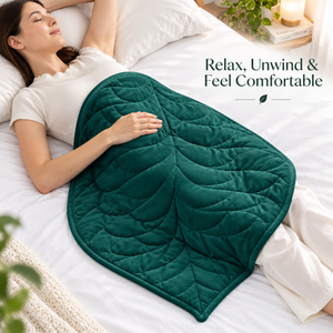Manta Ponderada de 5 lb para Adultos |   Manta verde de 23 x 29 pulgadas con diseño acolchado de hojas |   Manta Suave, Lavable y Cómoda - Product Image 2