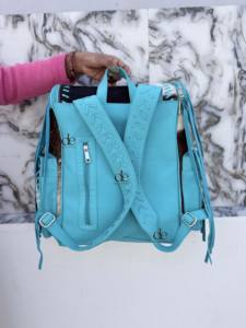 Mochila de Cuero con Flecos de Piel de Vaca, Color Turquesa, Unisex, Hermosa Mochila de Diseño Hecha a Mano, Multiusos - Product Image 4