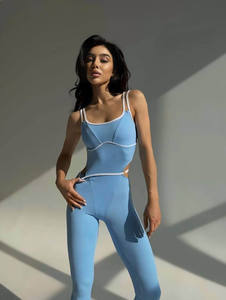 Conjunto Deportivo Ecológico de Dos Piezas de Alta Calidad para Mujer, Talla Grande, con Logotipo Personalizado, Bra Deportivo y Leggings para Yoga - Product Image 2