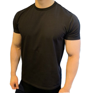 T-shirts pour hommes de qualité supérieure avec logo personnalisé, manches courtes, col rond, en coton noir uni, fabriqués pour l'extérieur. - Product Image 4