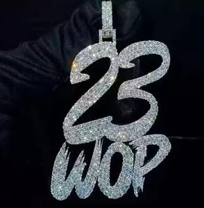 Colgante Personalizable con Iniciales de Plata 925, Chapado en Plata, con Diamante Moissanita de 3.30Ct, Joyería de Plata Esterlina 925 para Fiestas - Product Image 4