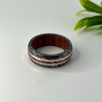 Bague de mariage en acier damas gris pour homme, à la mode, incrustée de cuivre, torsadé, style baril de whisky classique pour fiançailles