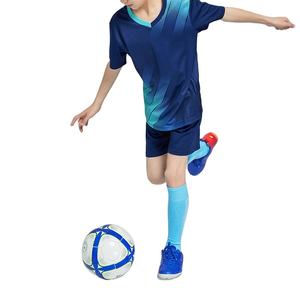 Kit d'équipe de football unisexe de qualité supérieure entièrement personnalisé, léger, respirant, anti-transpiration, séchage rapide, jersey 100% polyester - Product Image 5