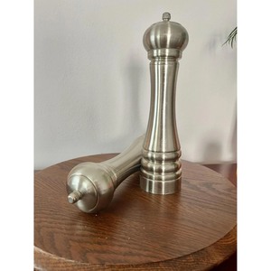 Juego de Molinillos de Pimienta de Acero Inoxidable con Grosor Ajustable para Uso en la Cocina - Product Image 5