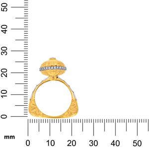 Anillo de Diamantes Earthly Elegance, Anillo de Diamantes de Lujo en Oro Amarillo de 18K con Círculo Texturizado para Mujer con Detalles de Diamantes Baguette - Product Image 6