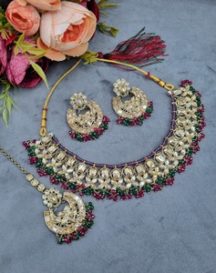 PING Bling kundan polki ชุดสร้อยคอลูกปัดคริสตัลสีชมพูพร้อมต่างหูและ Maang Tikka ชุดเครื่องประดับแต่งงาน - Product Image 3