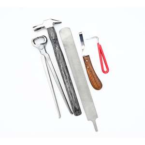 Kit de Herramientas Profesionales para Herradores de Caballos con Cortaúñas de 12 Pulgadas, Cuchilla Estrecha para Pezuñas, Martillo para Clavos, Lima Resistente y Gancho Básico - Product Image 1