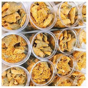 หนังปลากรุบกรอบพรีเมียมรสไข่เค็มเข้มข้น - Product Image 1