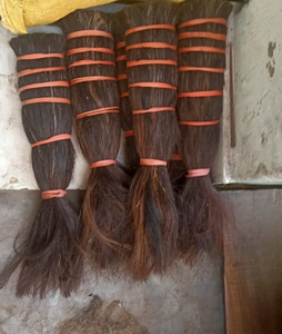 Poils de queue de vache et de buffle faits à la main pour brosses, lot de poils de queue de bétail indiens directement du fabricant en Inde - Product Image 1